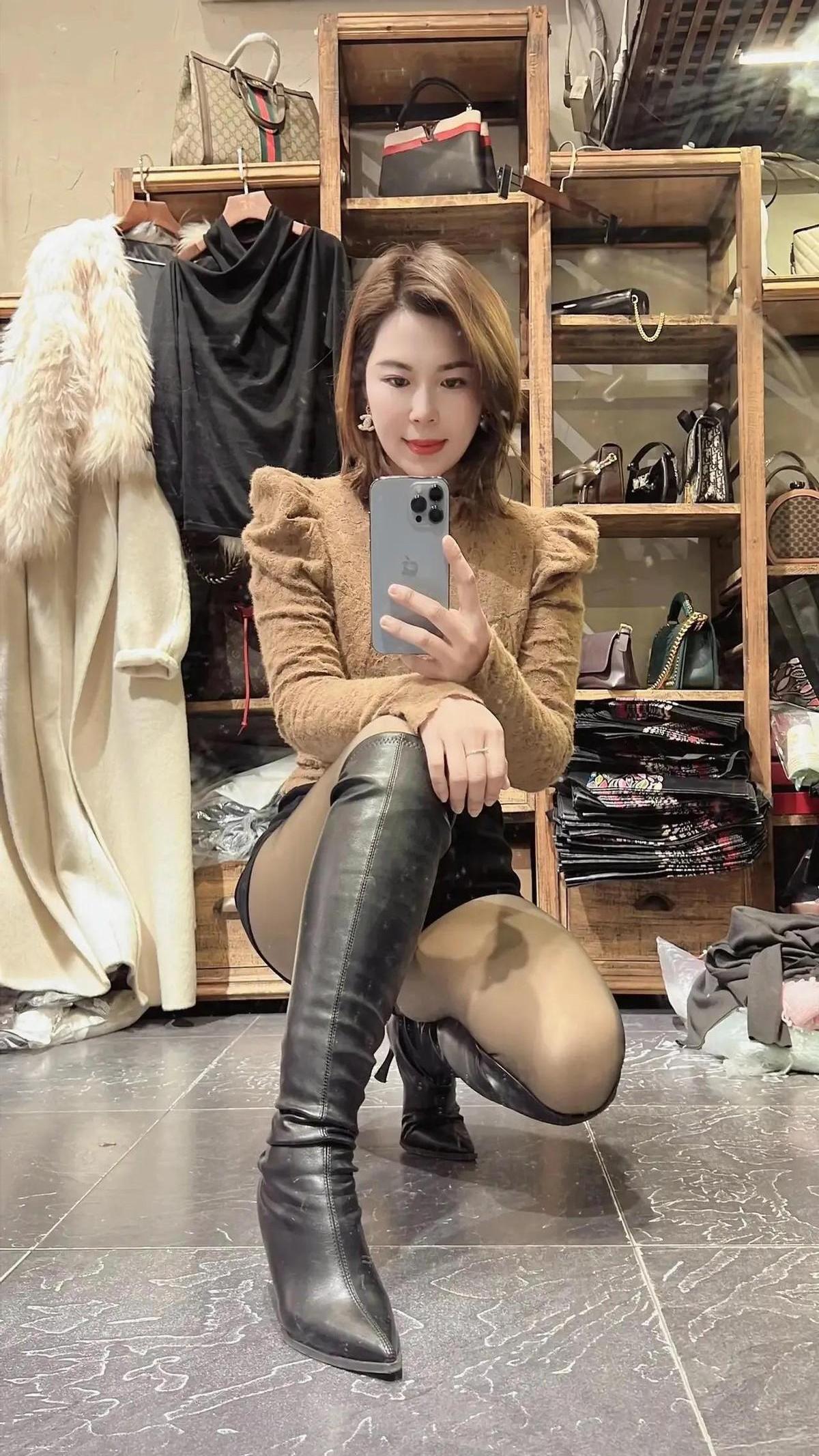 乳神潘春春，魅力四溢的时尚女神