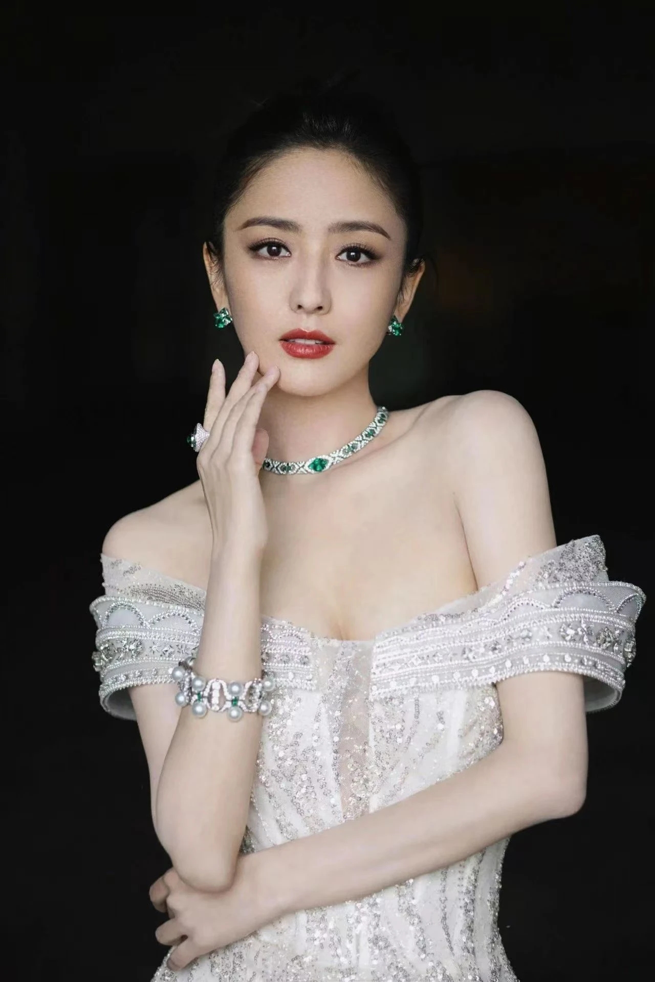佟丽娅的瓜，娱乐圈的热点话题-第2张图片