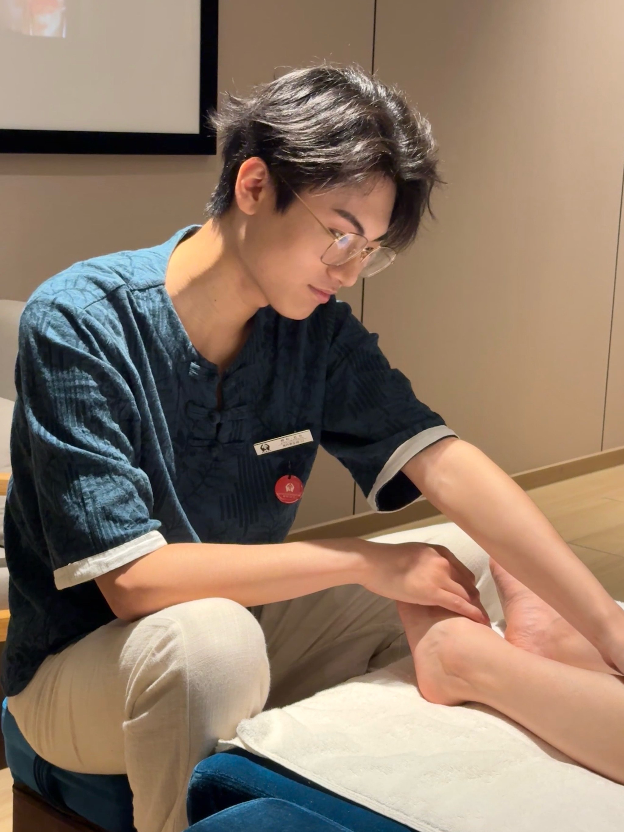 男按摩师把她弄高潮-第1张图片