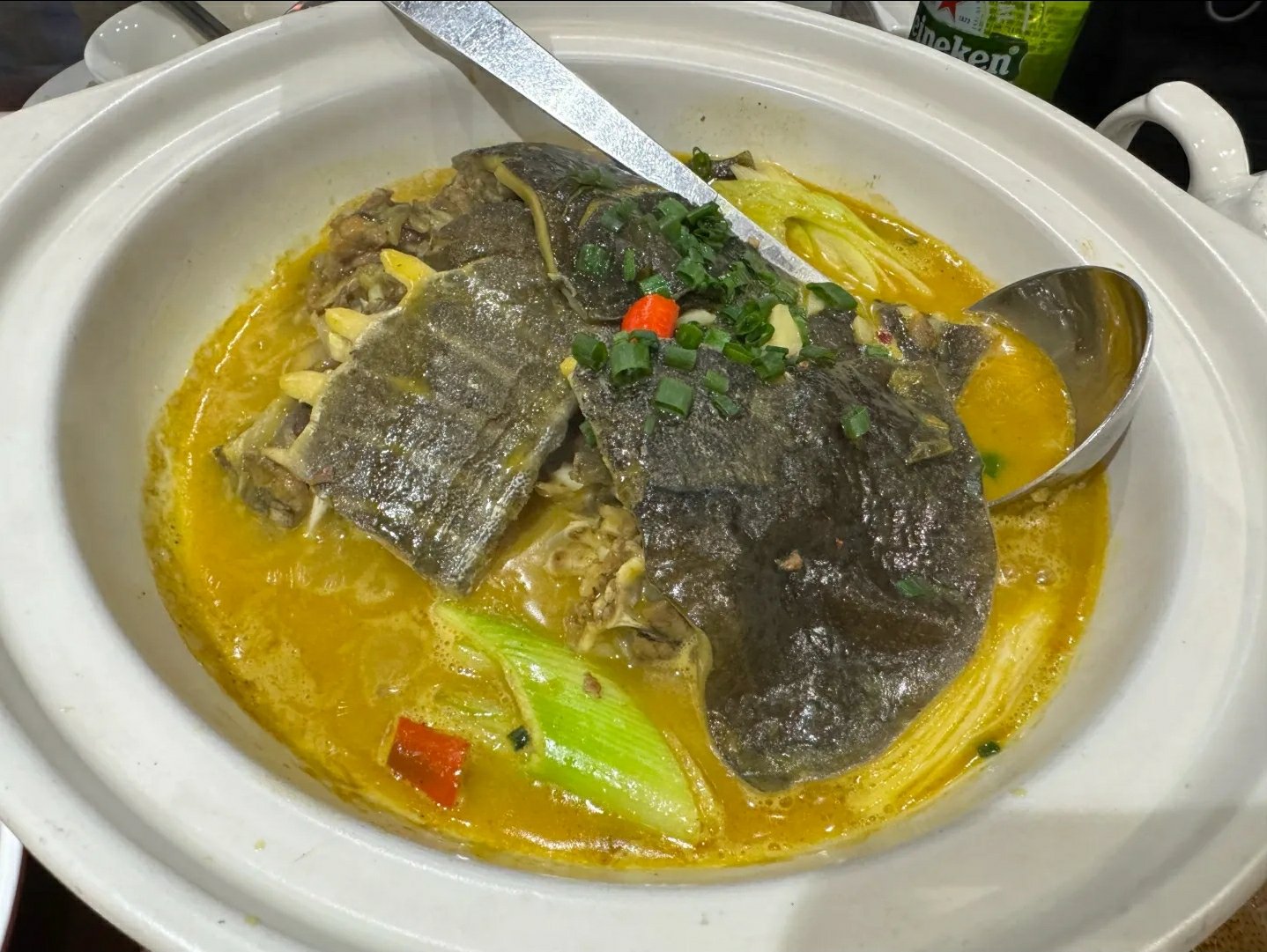 肉脔肉脔，美食与情感的交织