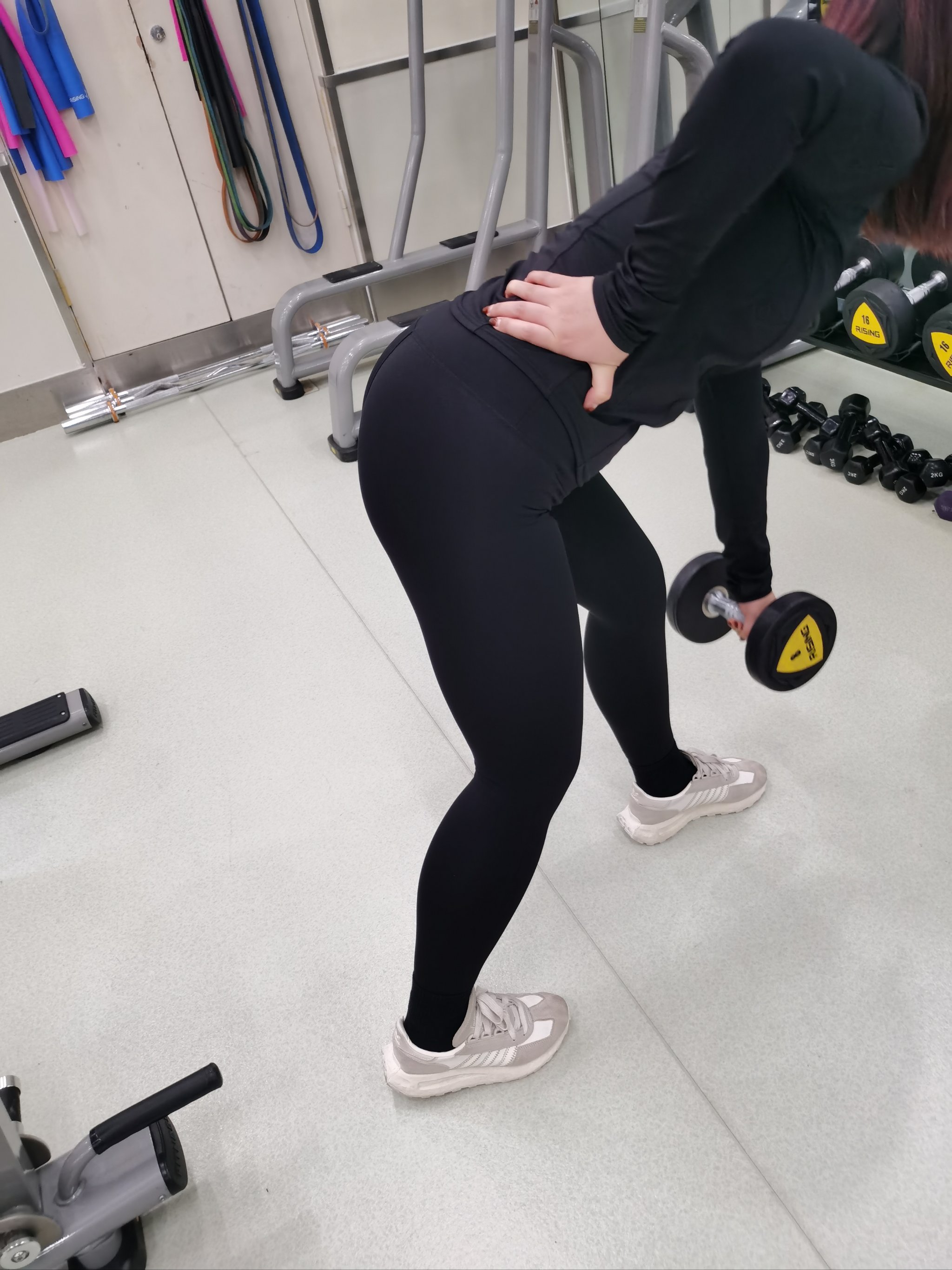 光屁屁的美女光屁屁的美女
