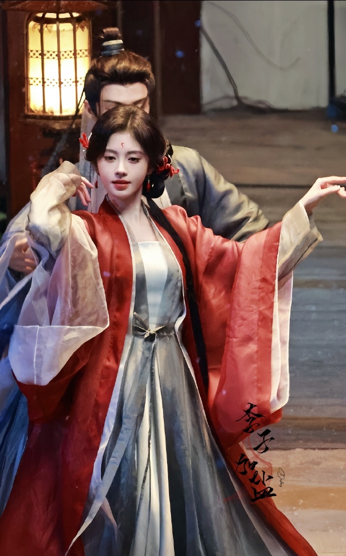 鞠婧祎打扑克又哭又叫视频在线观看鞠婧祎打扑克又哭又叫视频揭秘