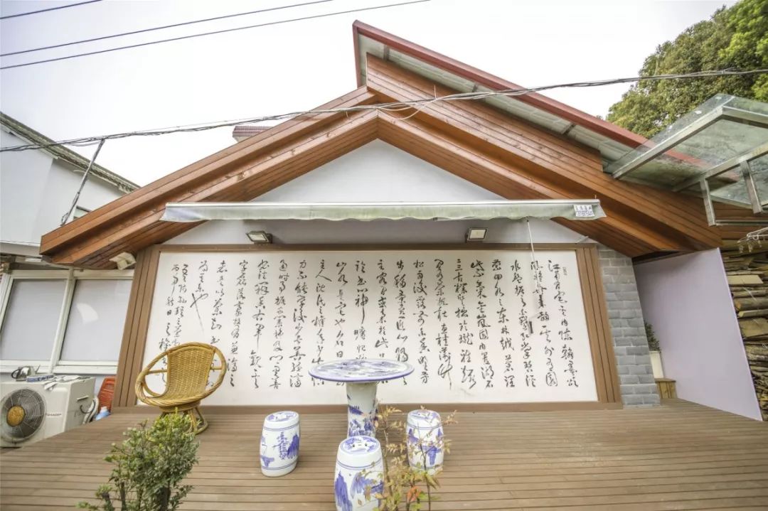 乡村色情故事乡村色情故事，诱惑与禁忌的交织