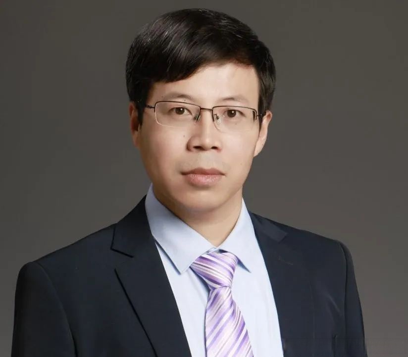 顾教授好大含不住