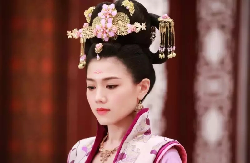 杨贵妃向海岚国语电视剧全集看杨贵妃与向海岚，风华绝代的美人传奇
