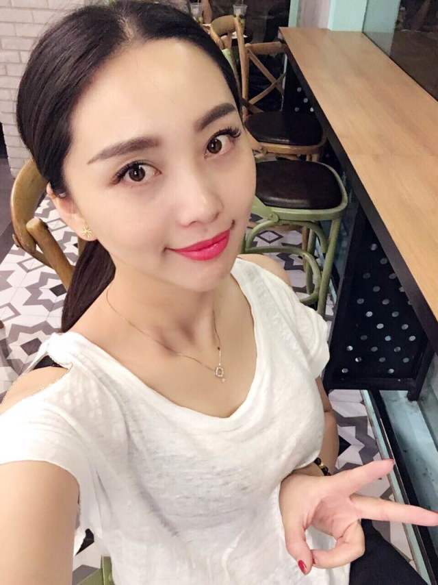 看看少妇的阳道毛偷拍女浴室偷拍少妇的阳道毛事件-第3张图片