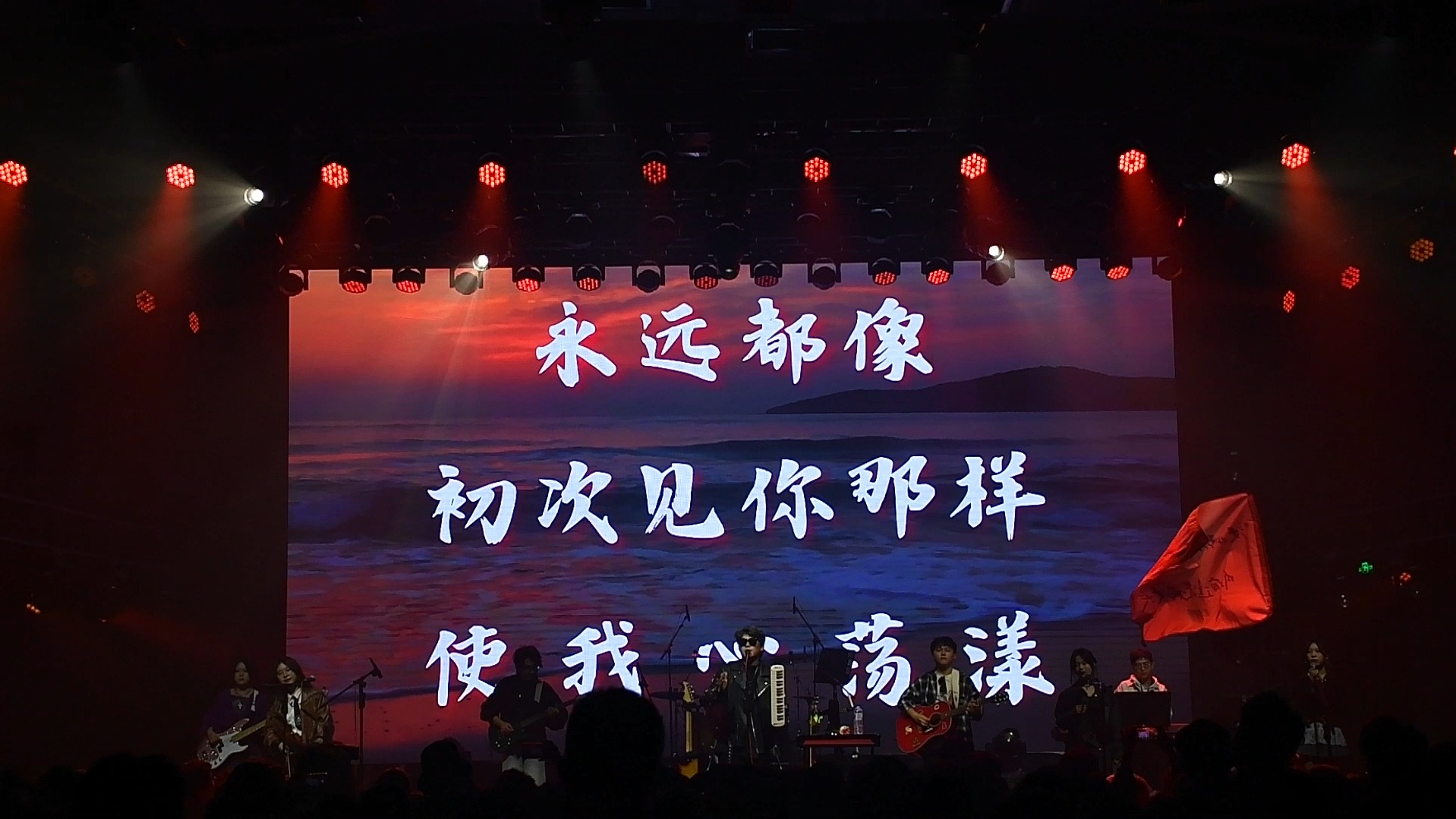 在镜子面前，我是如何爱你的
