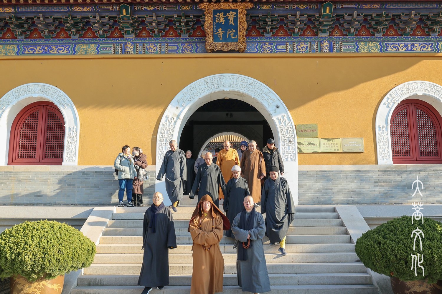 寺庙里的和尚好大寺庙里的和尚好大-第2张图片