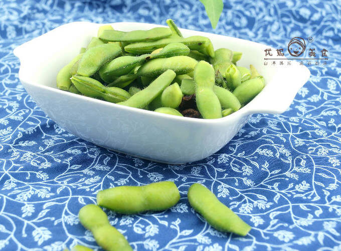 一本正经毛豆片