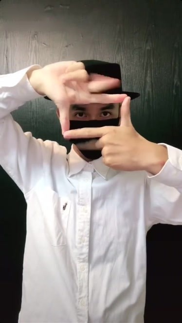 被学长的手指送上天堂-第2张图片