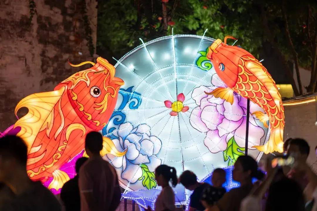 2023香港今晚特马开什么号码2023香港今晚特马，璀璨之夜，共赴盛宴-第1张图片
