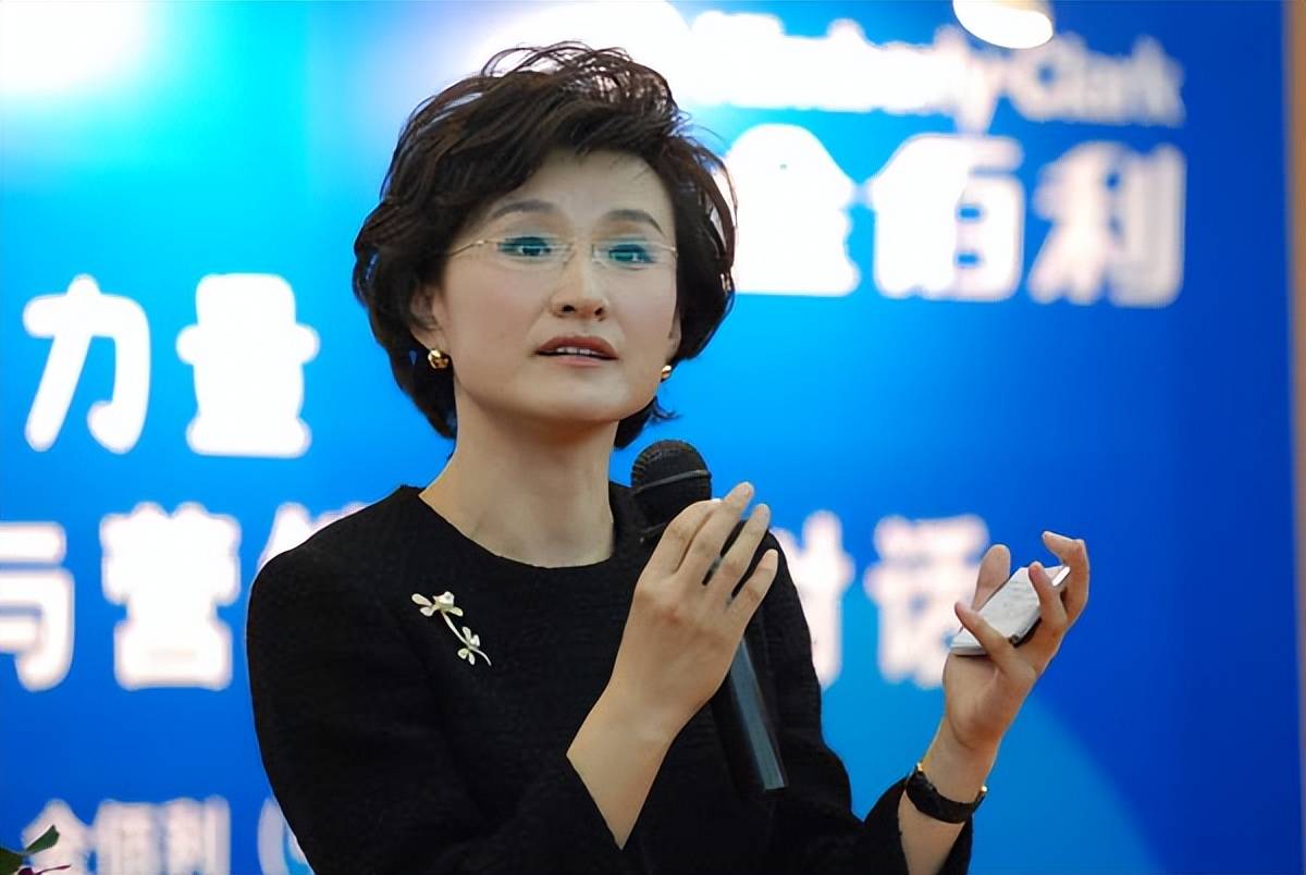 中央电视台董倩中央电视台董倩，新闻人的典范