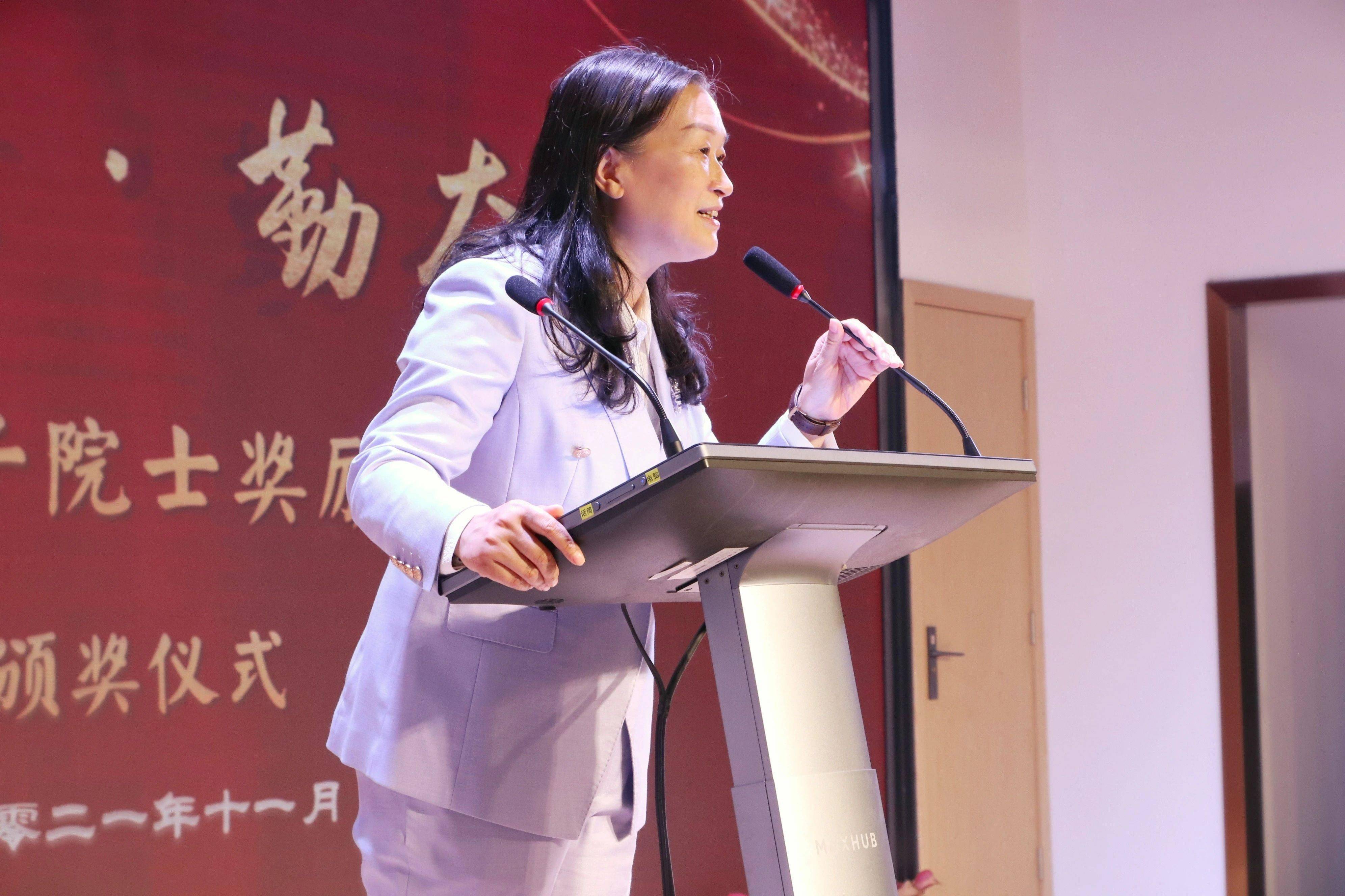 红姐心水论坛红姐心水论坛，探索网络交流的新天地