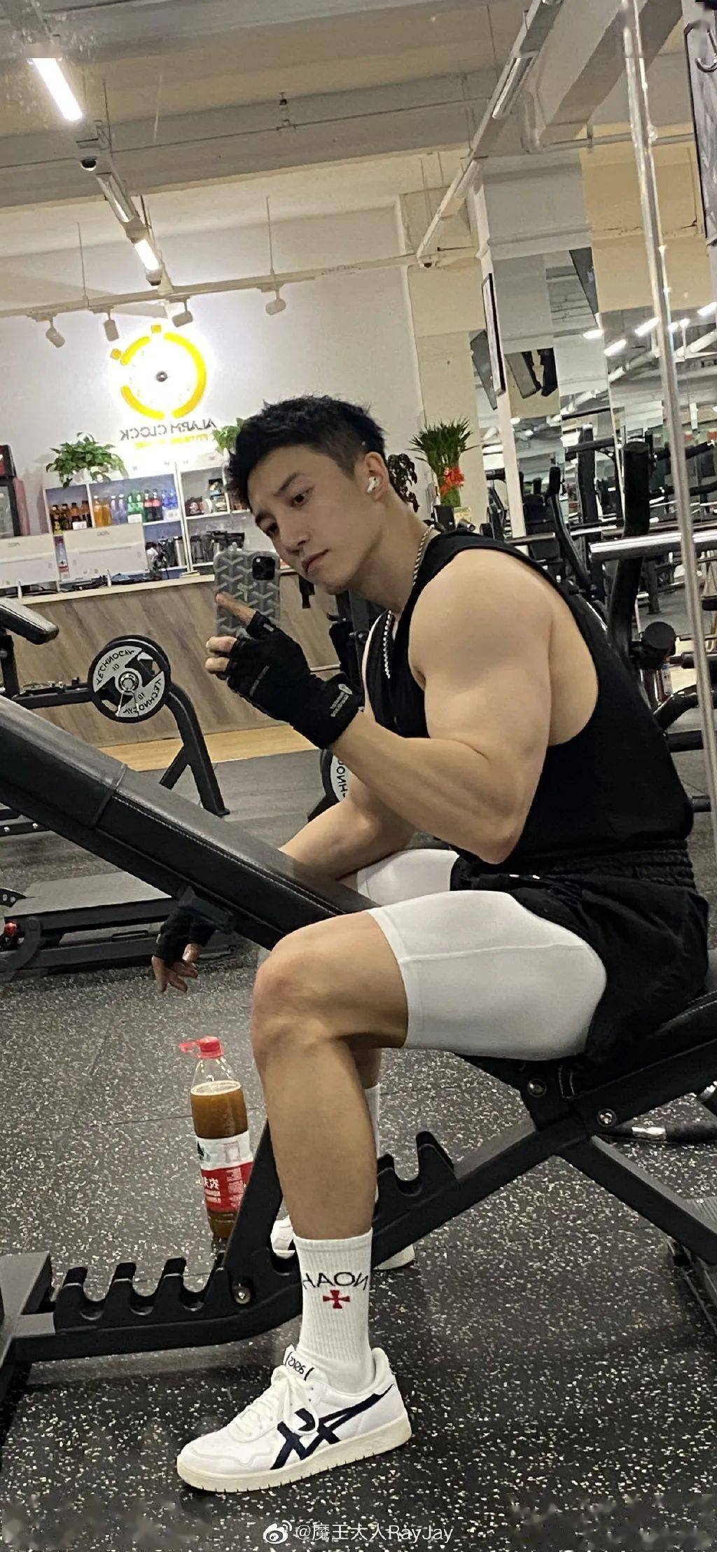 中国军人中的gayxx受难者-第2张图片
