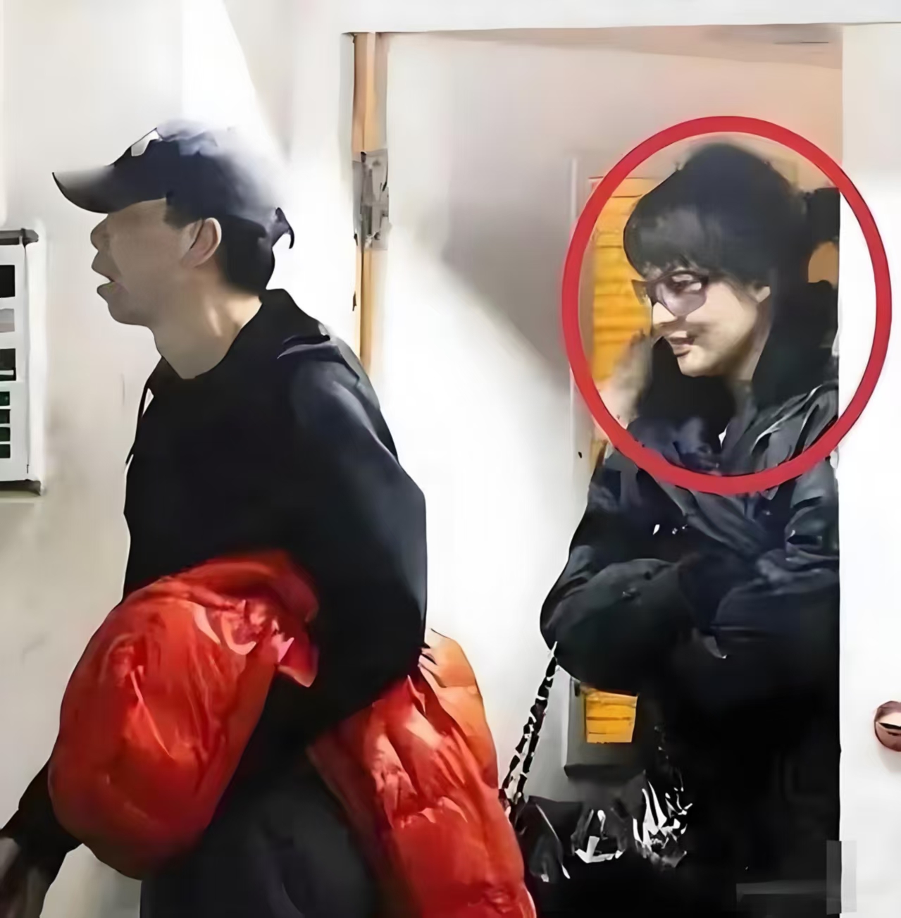 孤男寡女请关灯孤男寡女夜关灯