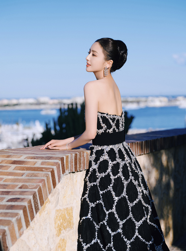 干女明星，星光璀璨的传奇