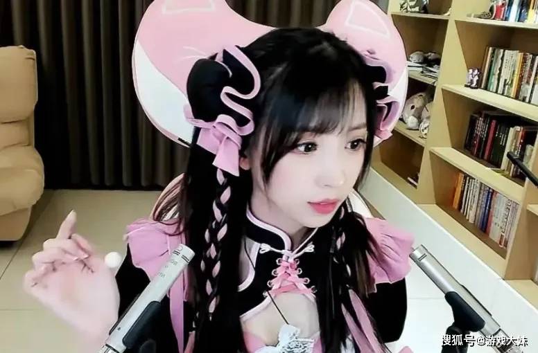 女主播屁G裸露W身曝光女主播裸露屁股与W身曝光事件