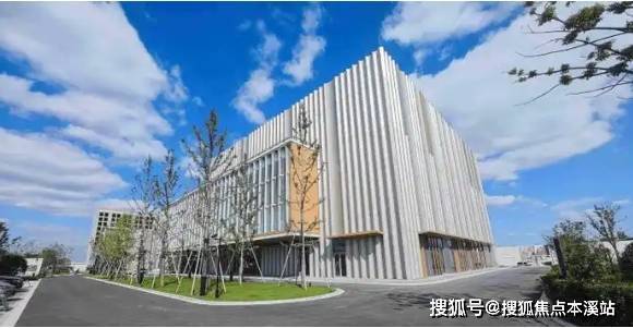 六合网，网络生活的新篇章