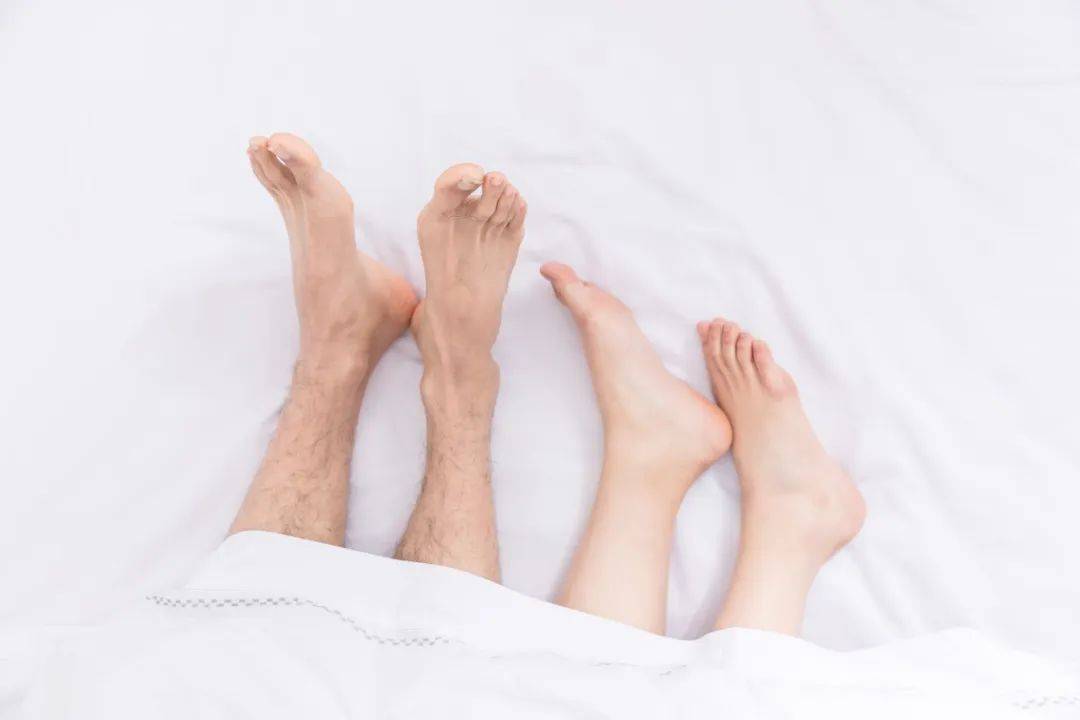 男人女人做爱的教程图-第2张图片