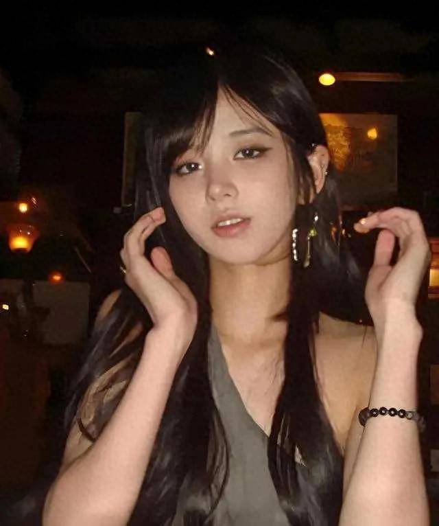 井川里予和别人打扑克牌视频的获取途径