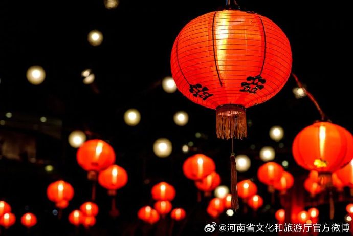 中国彩摘，多彩生活，一触即发