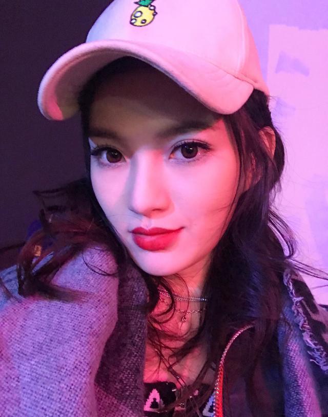厨房里征服美艳老师厨房里征服美艳老师