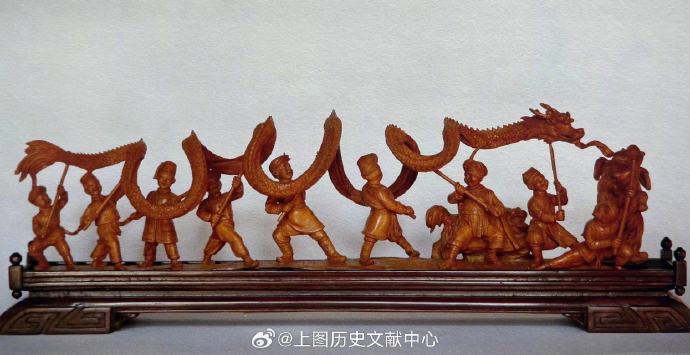 坐在带珠子的木棒上的时光-第3张图片