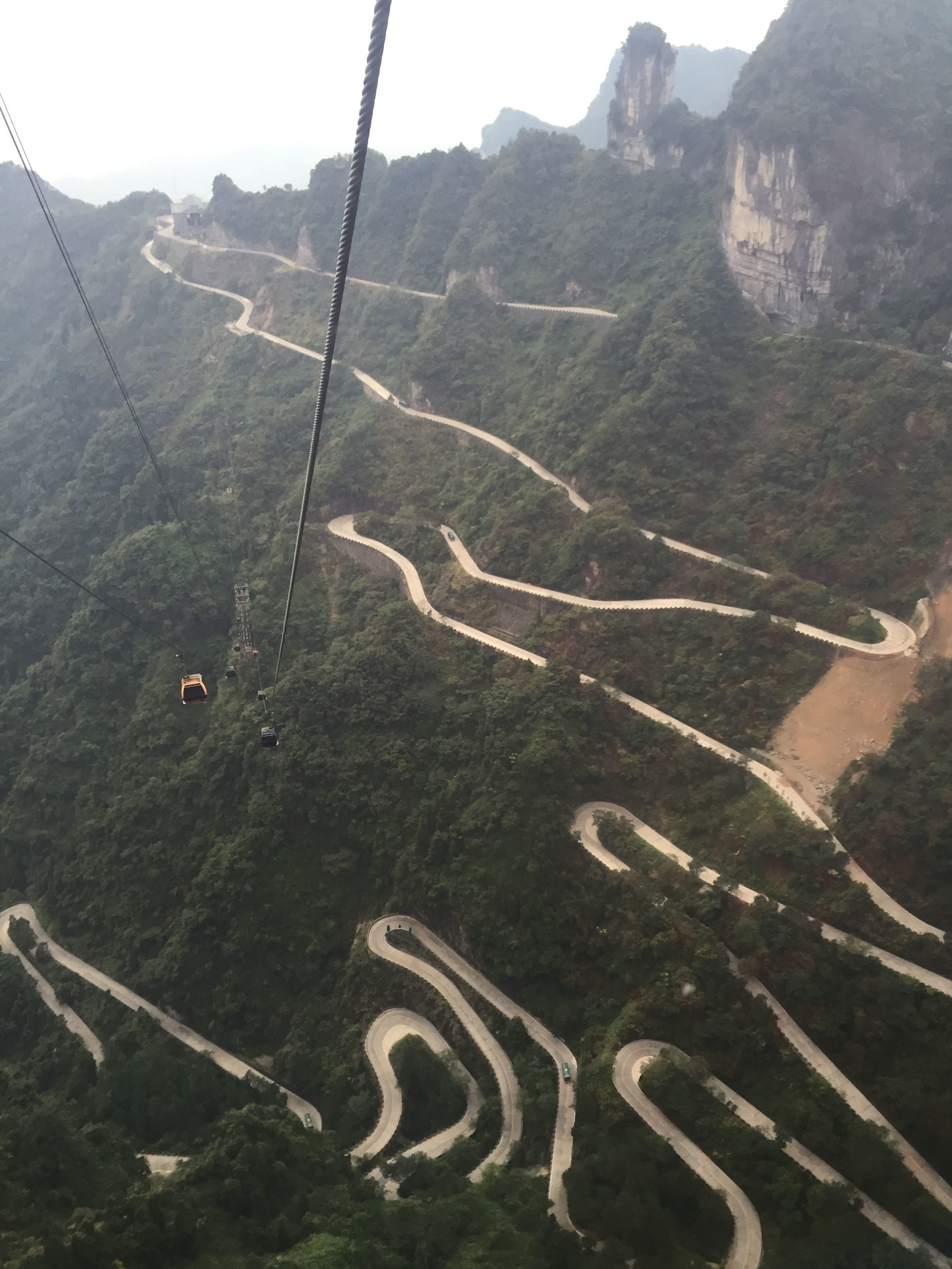 天门山盘山公路天门山盘山公路之旅
