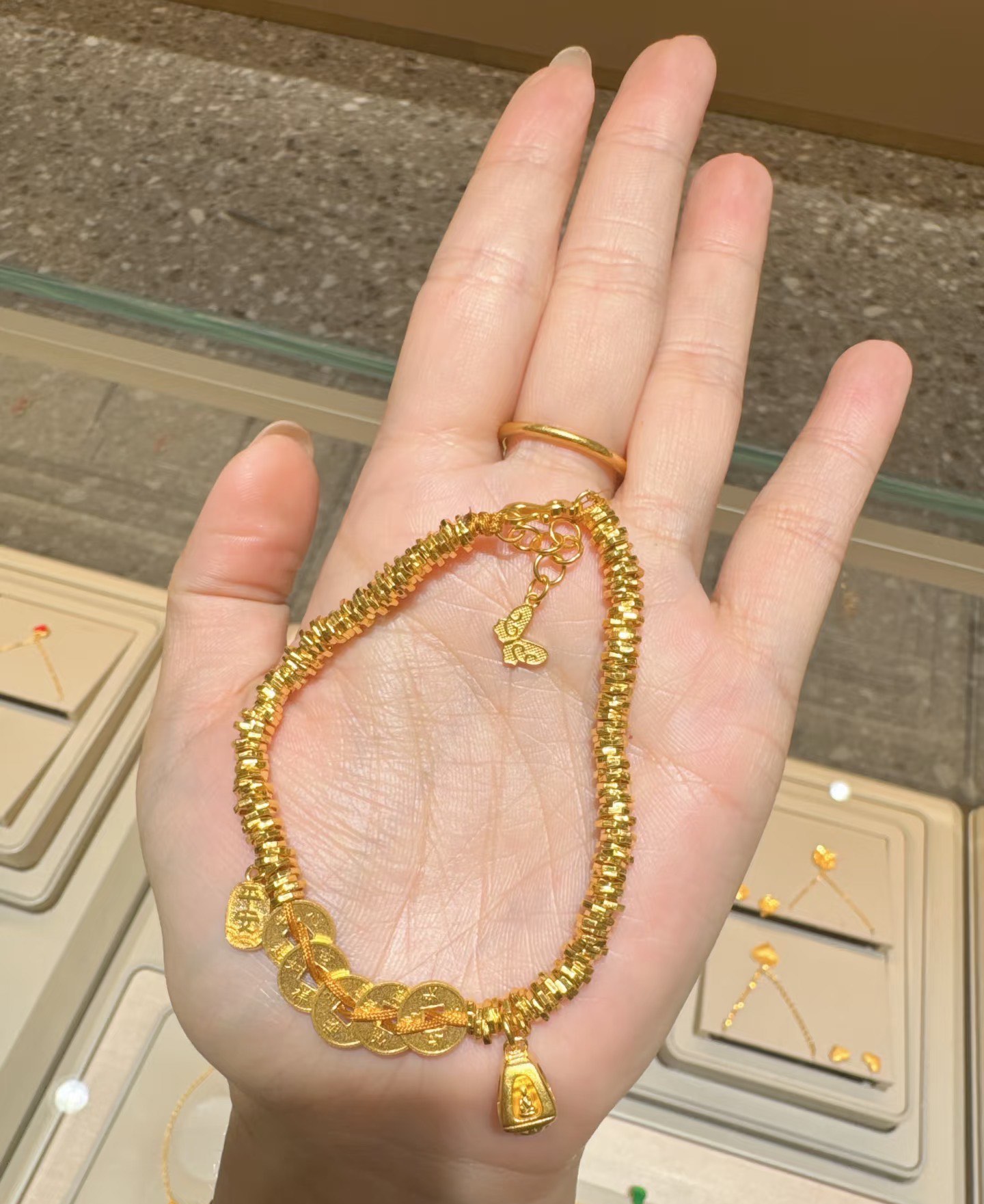 金刚杵直入莲花宫是什么意思金刚杵直入莲花宫，神秘之旅的启示-第1张图片