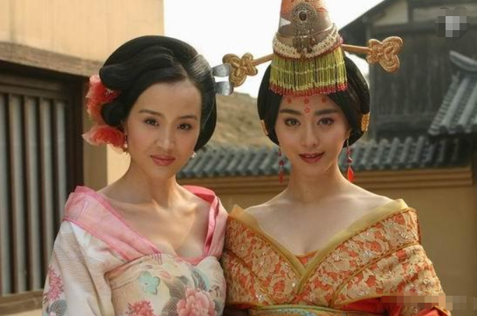 杨玉环乳液狂飙旁边杨玉环乳液狂飙-第1张图片