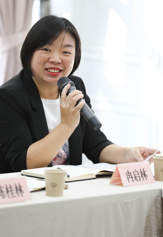 步老师步老师，教育的引领者