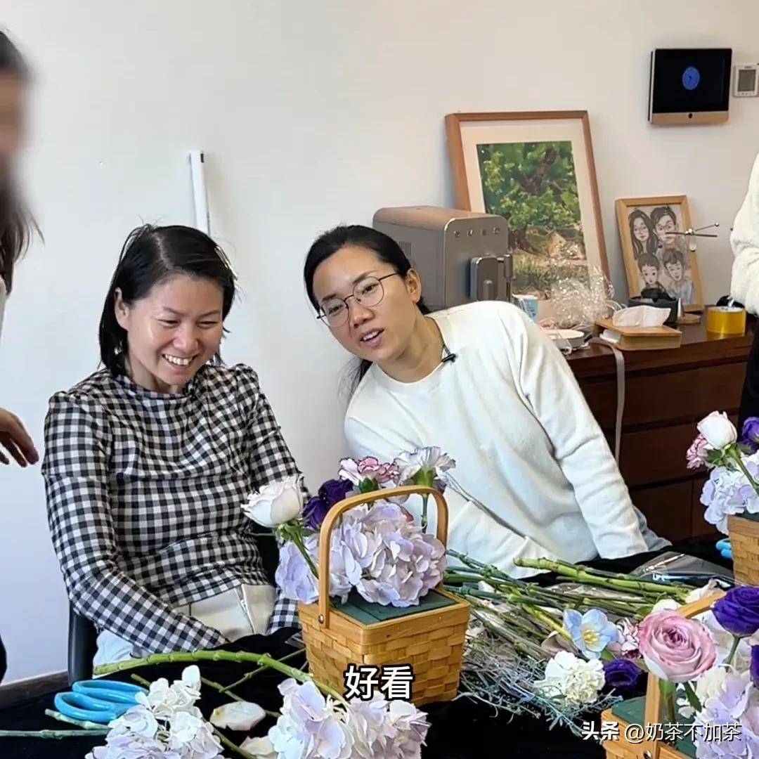 红姐彩图红姐彩图，艺术与生活的交织-第2张图片