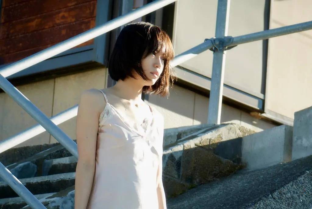 秘密列车电影免费完整版播放日本妻伦情欲电车，深层次的情感交织-第2张图片
