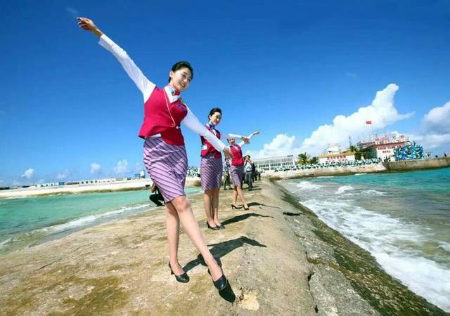 我女朋友的母亲是空姐叫什么名字学生的妈妈我女朋友的母亲是一位空姐，她的名字叫做XXX。-第2张图片