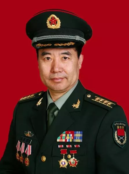 中央新一届领导班子概述